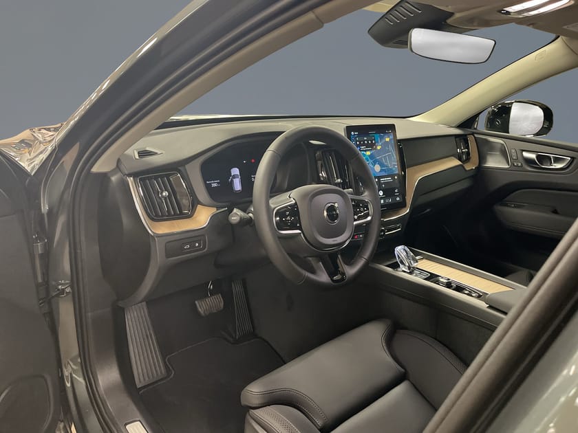 Bild 4 av Volvo XC60 T6 Plus Dark Nordic Edition