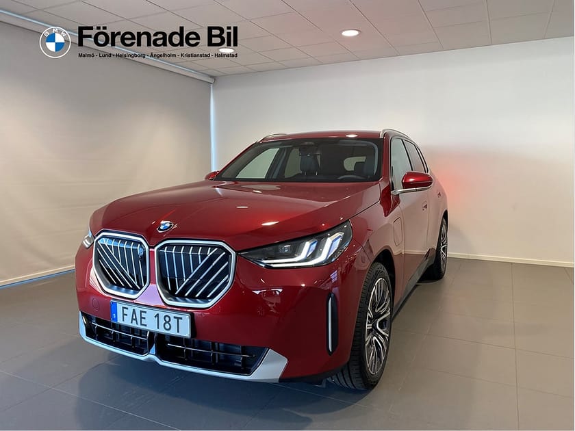 Bild 1 av BMW X3 30e xDrive Adaptiv Farthållare HUD H/K Drag