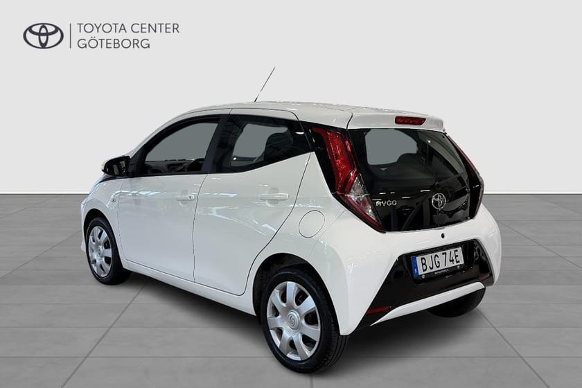 Bild 4 av Toyota Aygo 1,0 5D MAN X-PLAY