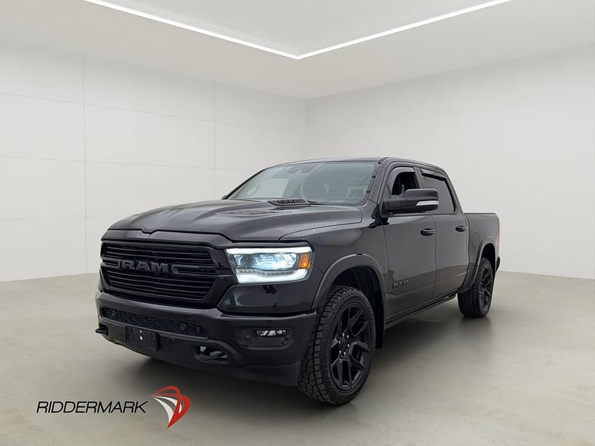 Bild 1 av RAM 1500 Crew Cab Dodge Laramie Night 5.7 4x4 Drag Luft Pano H/K Moms