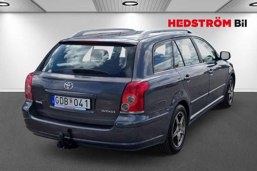 Bild 3 av Toyota Avensis Kombi 2.0 D-4 VVT-i Bensin 147hk