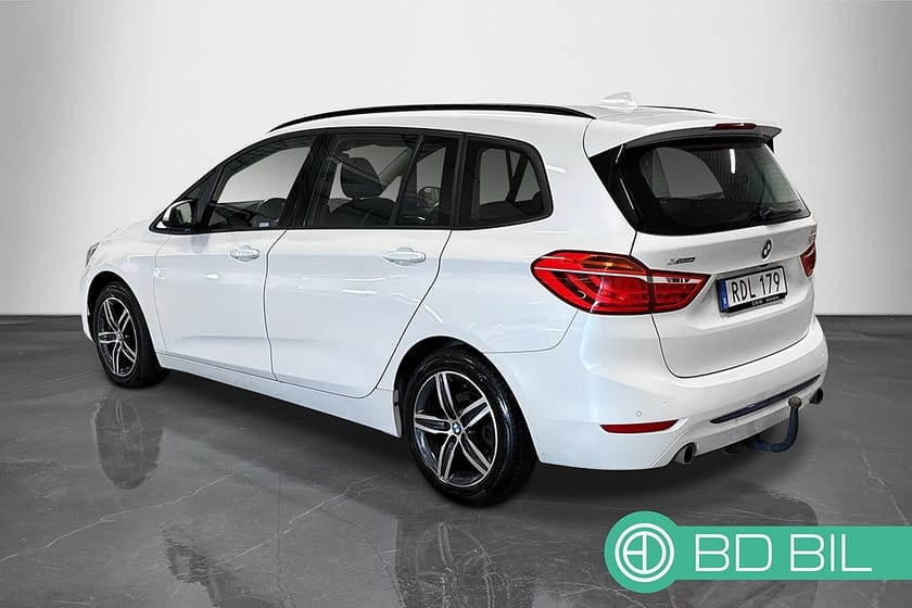 Bild 2 av BMW 2 Series Active/Gran Tourer/Gran Coupé 220D Grand Tourer xDrive 7-SITS HUD PANORAMA BACKKAMERA DRAG