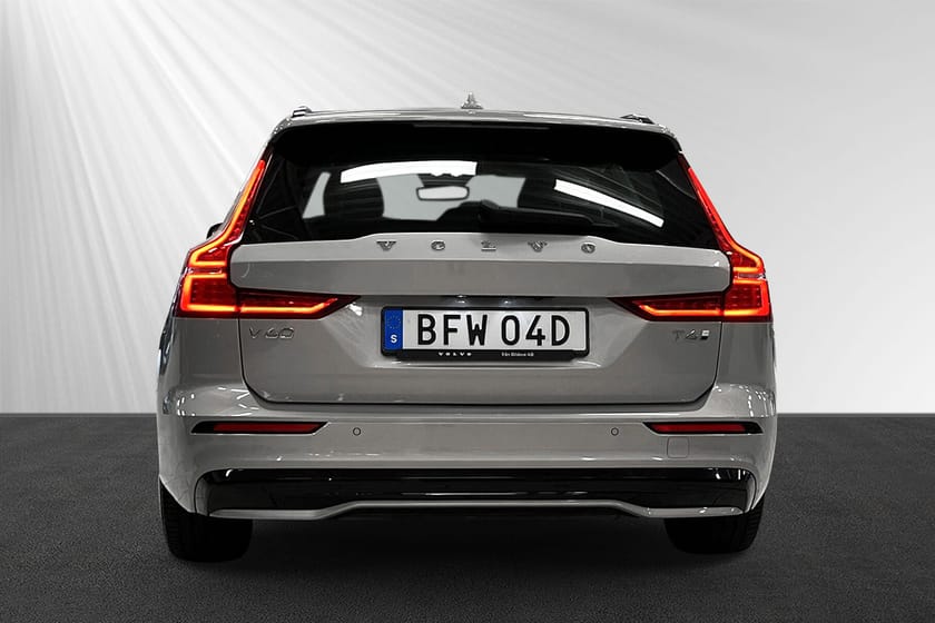 Bild 2 av Volvo V60 T6 Plus Dark Edition