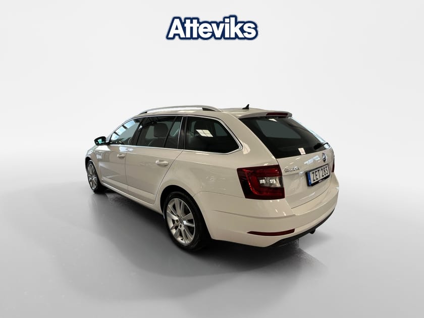 Bild 5 av Škoda Octavia Kombi 1.8 TSI AWD DSG *Dragkrok/Backkamera*