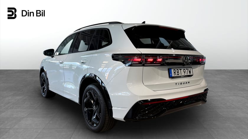 Bild 3 av Volkswagen Tiguan TDI 193 DSG 4M Black Style Drag/Värmare/V-Hjul