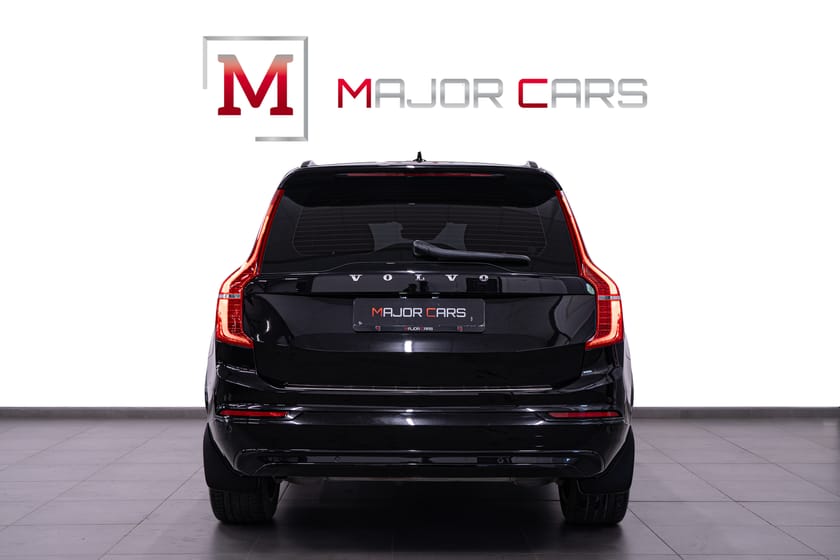 Bild 5 av Volvo XC90 7 Säten B5 AWD R-Design Pano H/K Luft-F 360° HuD 250hk