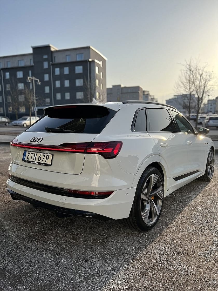 Bild 3 av Audi e-tron 55 quattro quattro, 408hk, 2022