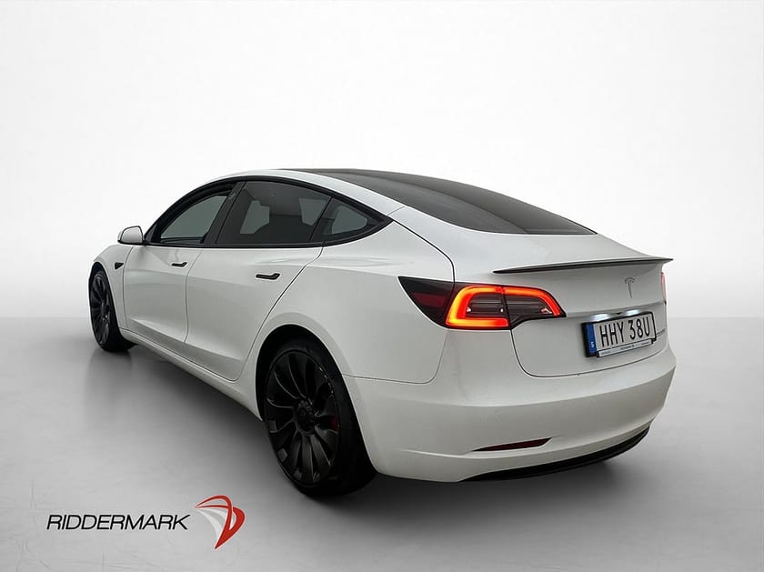 Bild 3 av Tesla Model 3 Performance 513hk AWD Värmare Pano Kamera Navi