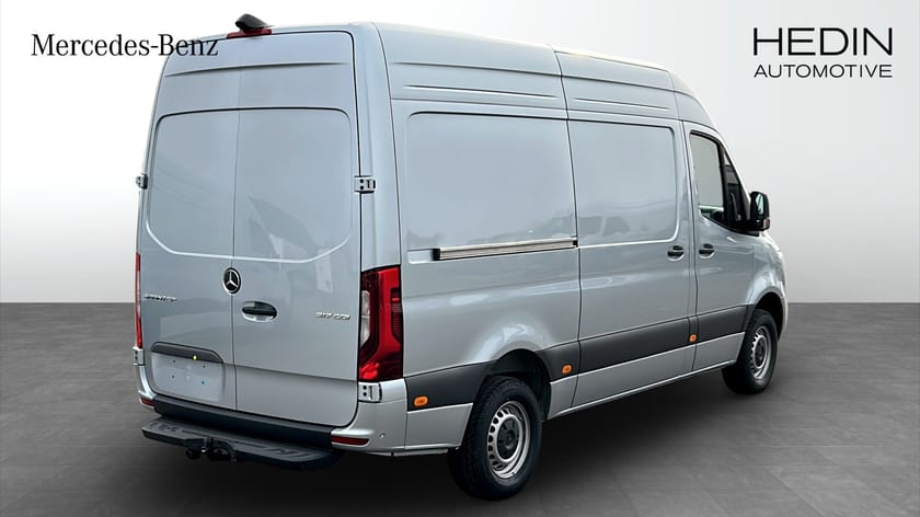 Bild 2 av Mercedes-Benz Sprinter 317 CDI RWD Panel Van