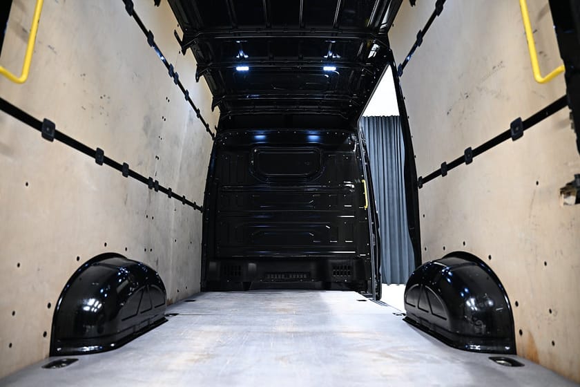 Bild 5 av Volkswagen Crafter 177HK Automat|Drag|Värmare|LED|Backkamera|Lågmil|Moms