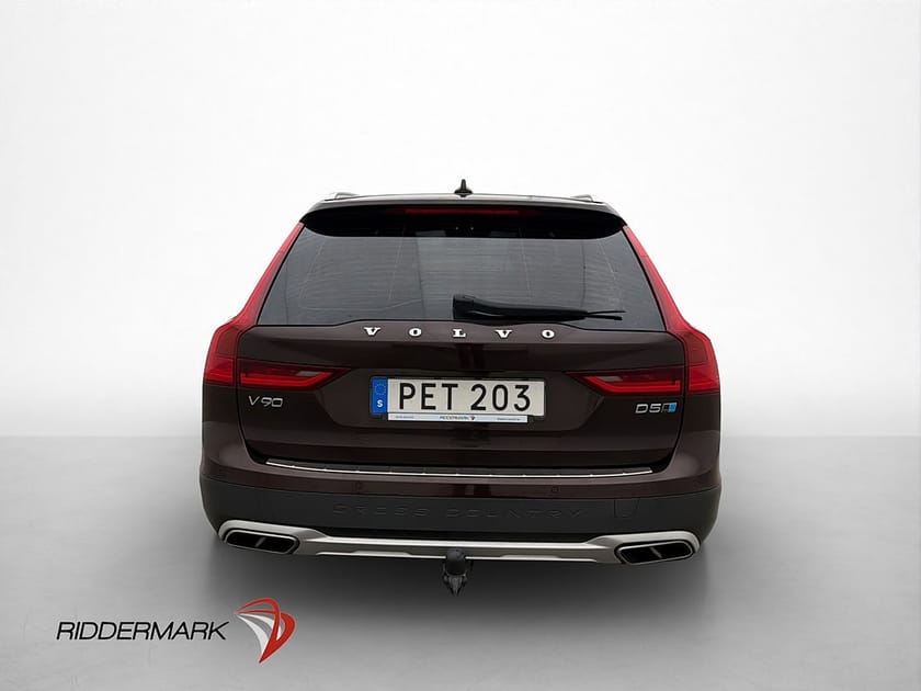 Bild 5 av Volvo V90 Cross Country D5 AWD Pro VOC B&W Pano HuD Skinn