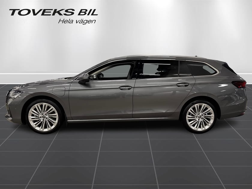 Bild 2 av Škoda Superb iV Kombi