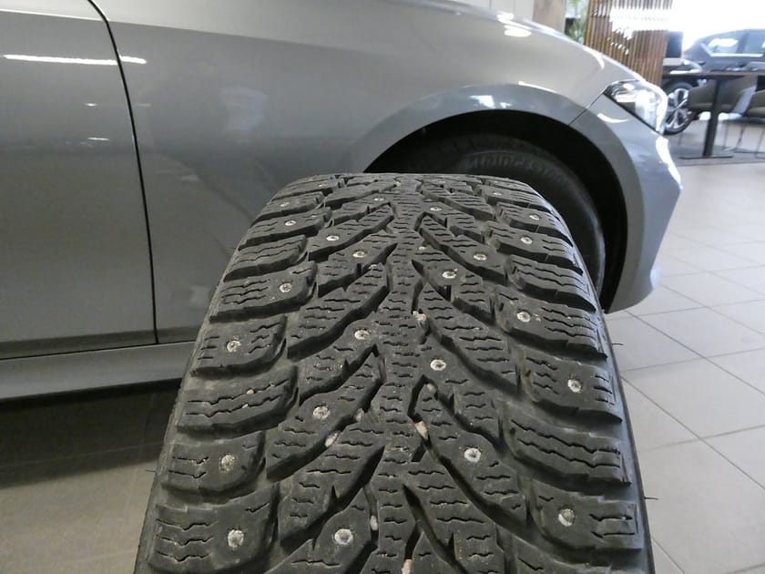 Bild 3 av BMW 330e xDrive Touring