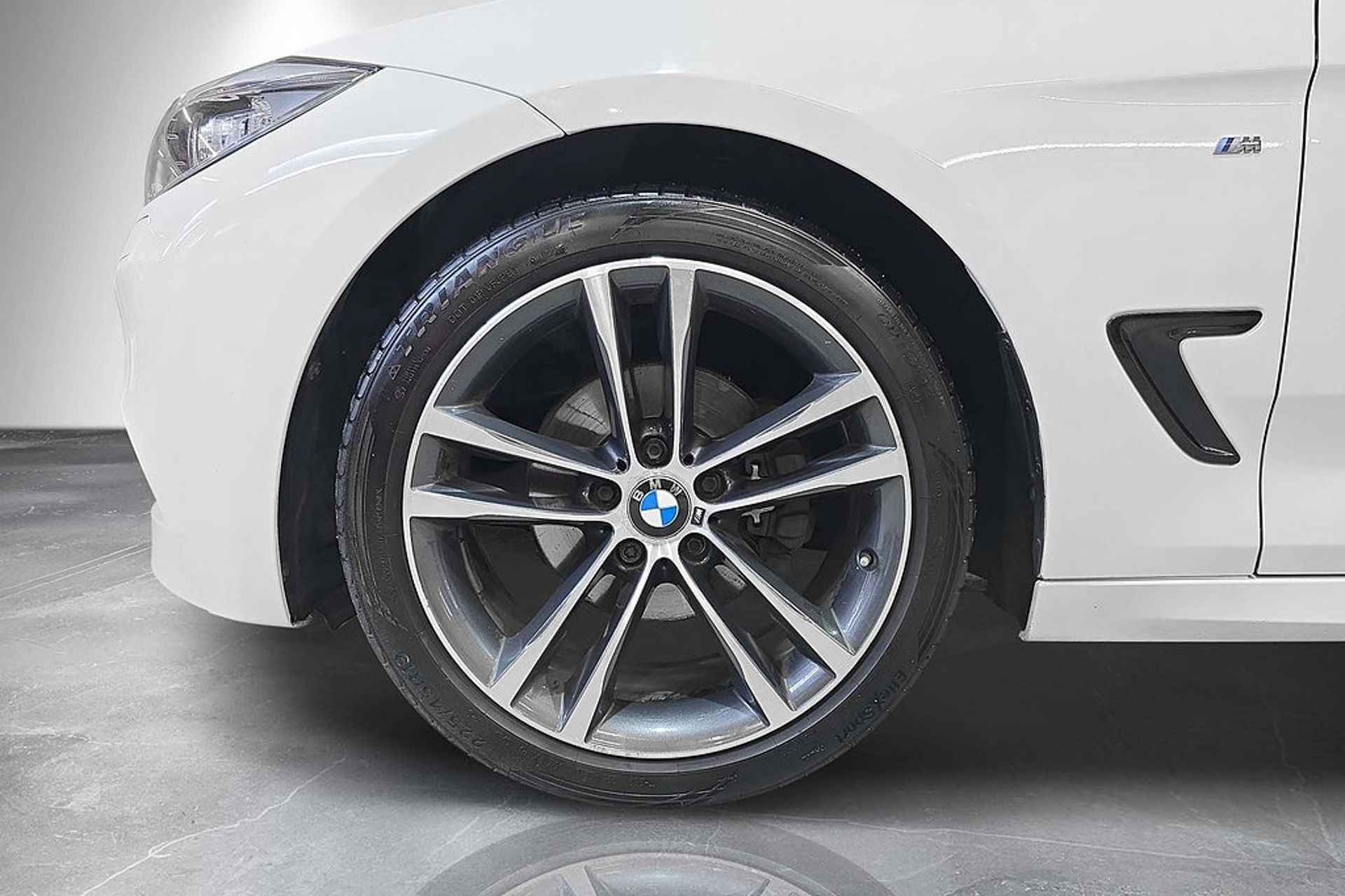 BMW 320d M Sport 2014, bild 6/10
