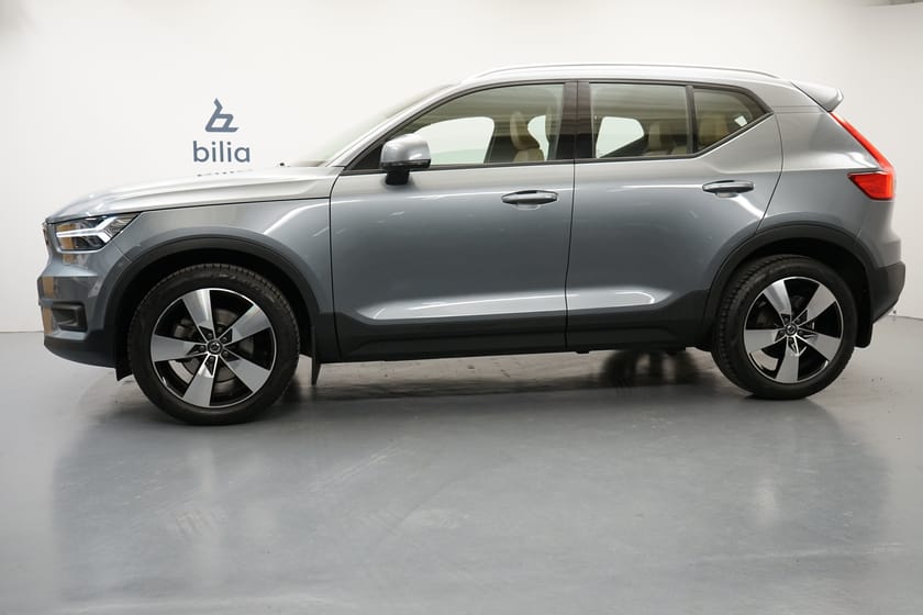 Bild 2 av Volvo XC40 T5 AWD Momentum Intro Edition, Panoramaglastak