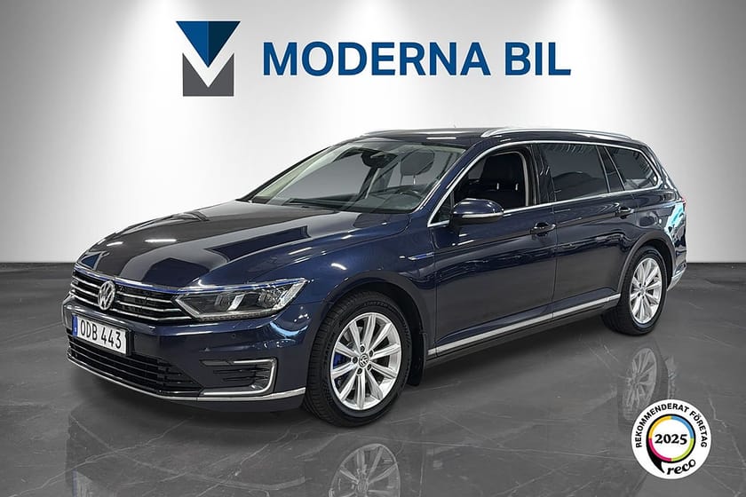 Bild 1 av Volkswagen Passat Variant GTE 1.4 TSI DSG 218hk B-kam Adaptiv CarPlay Värmare