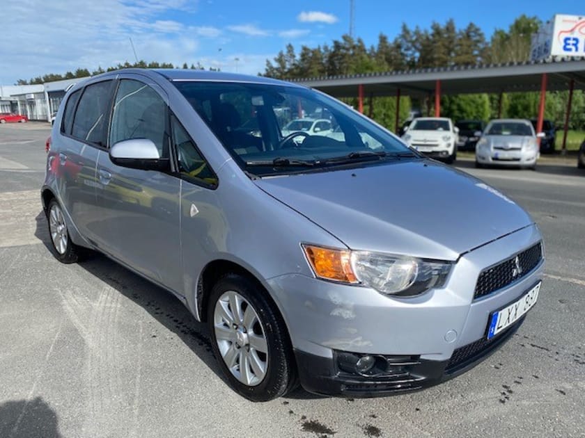 Bild 2 av Mitsubishi Colt – AS&G, endast 9000 mil, 1 ägare