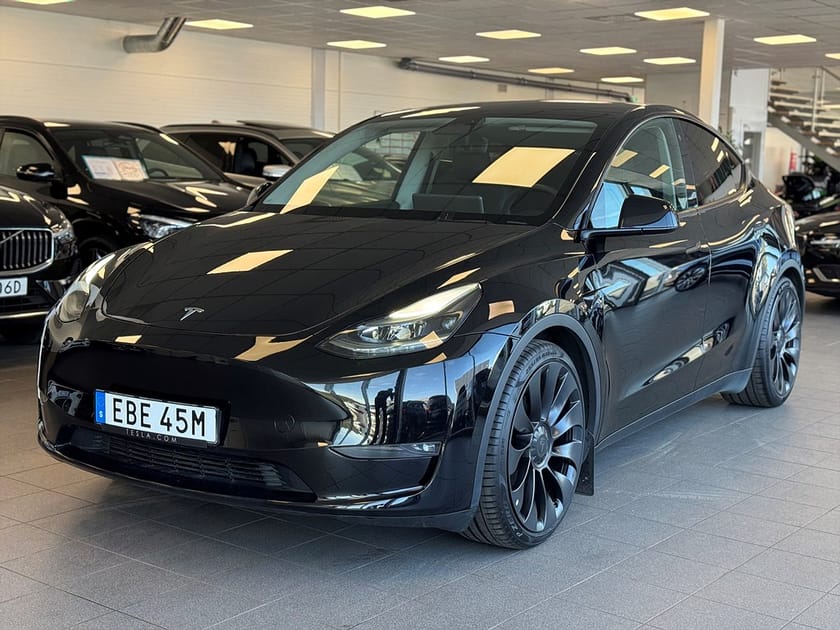 Bild 4 av Tesla Model Y Performance AWD Dual Motor 534hk 5525/mån