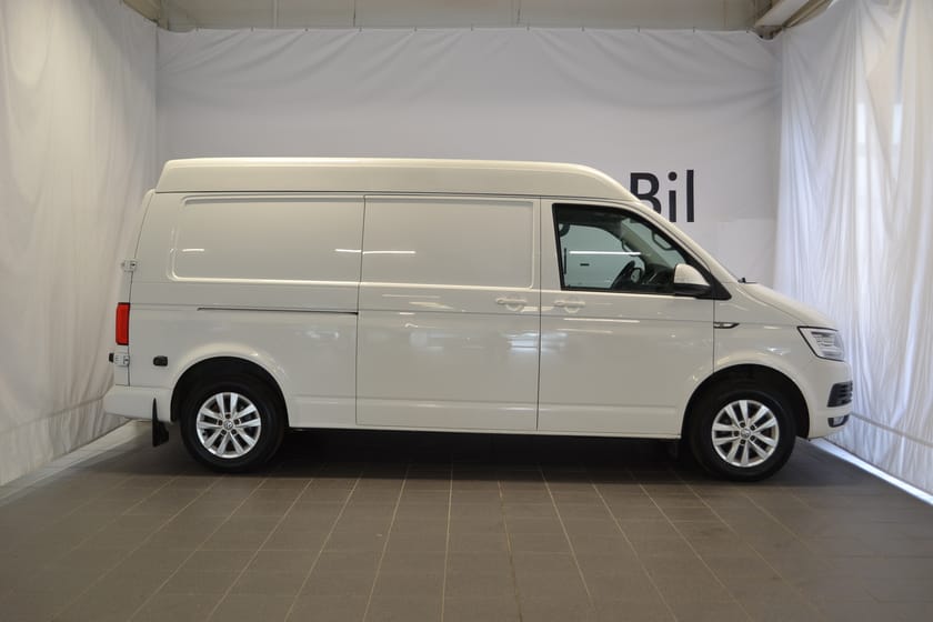 Bild 2 av Volkswagen Transporter 2.0 TDI BMT Skåp 4MOTION 150hk