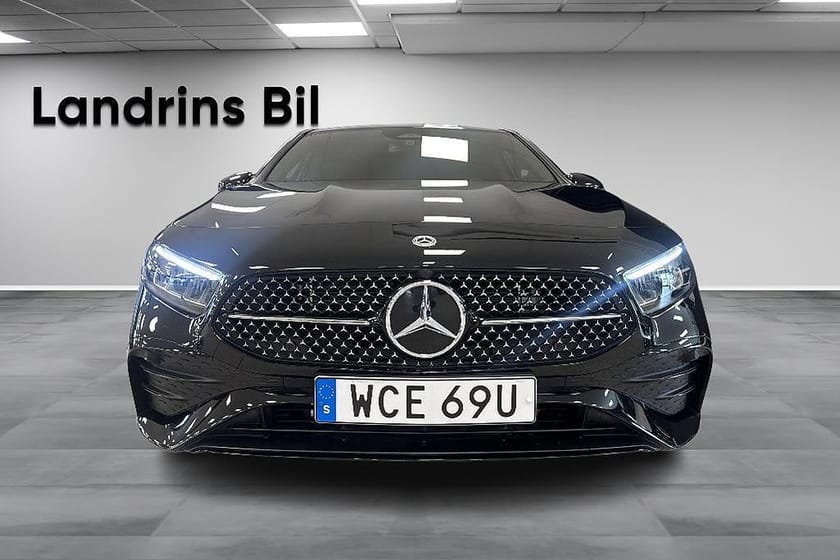 Bild 2 av Mercedes-Benz A 250 e AMG Night Värmare Navi Backkamera