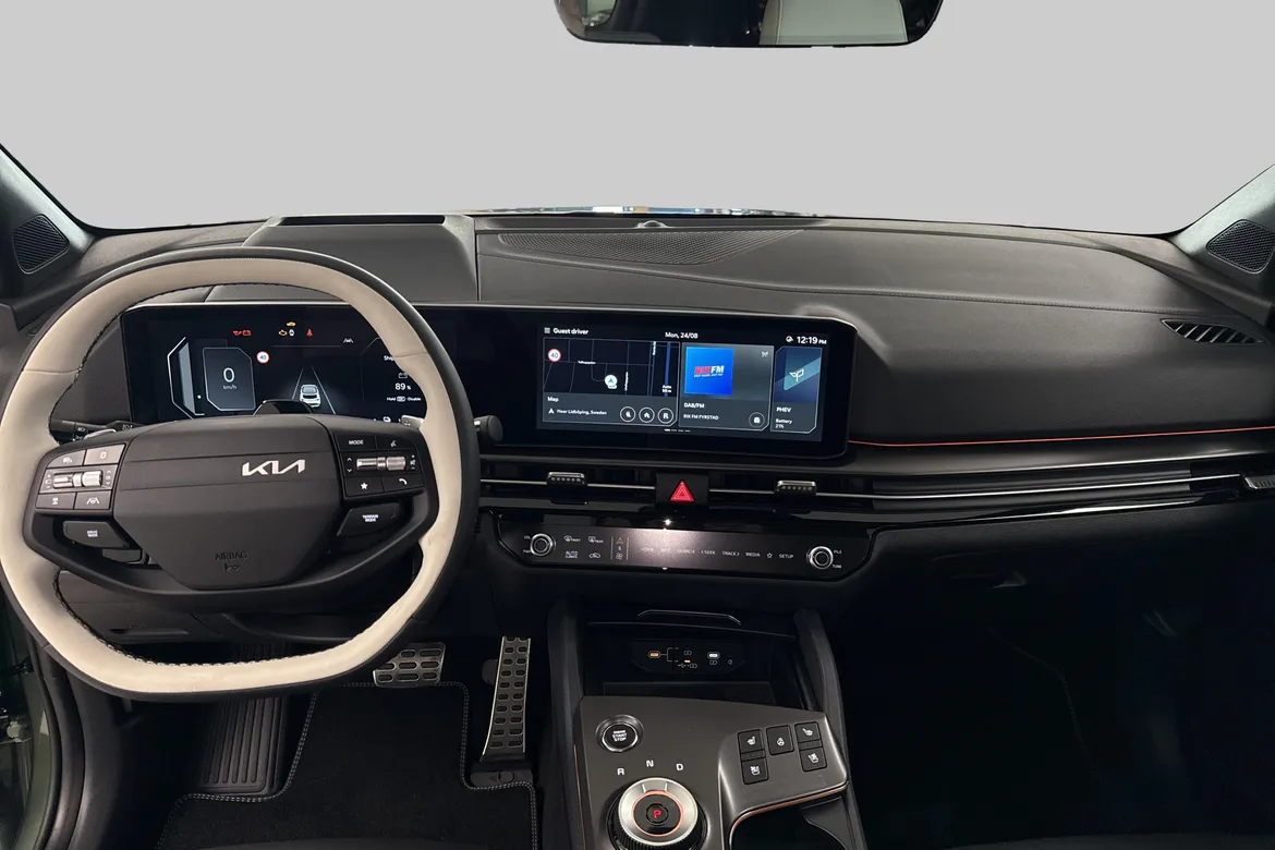 picture of a car