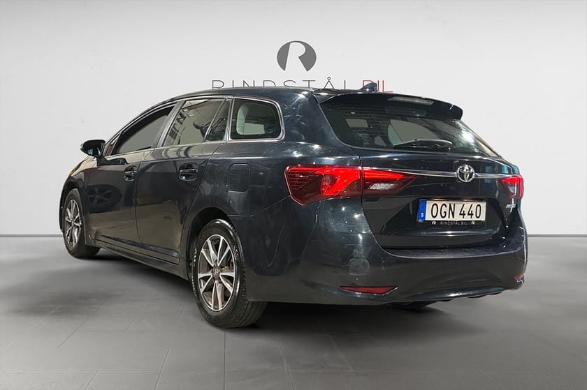 Bild 5 av Toyota Avensis Kombi 1.8 147 HK ACTIVE B-KAMERA FARTHÅLLARE NYSERV 16"