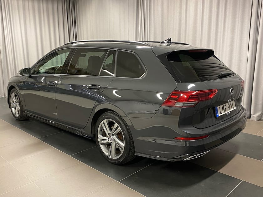 Bild 3 av Volkswagen Golf Sportscombi 1.5 eTSI R-Line Pluspaket Drag