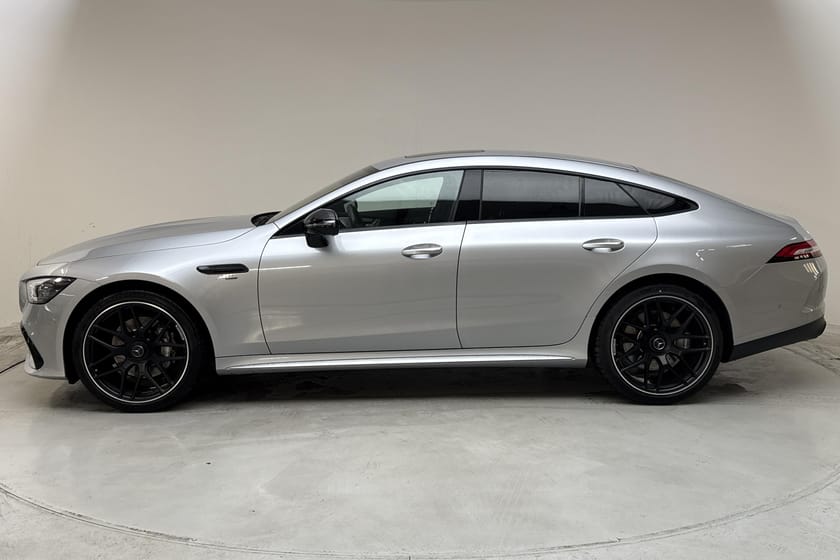 Bild 2 av Mercedes-Benz AMG GT 4 53 4MATIC+