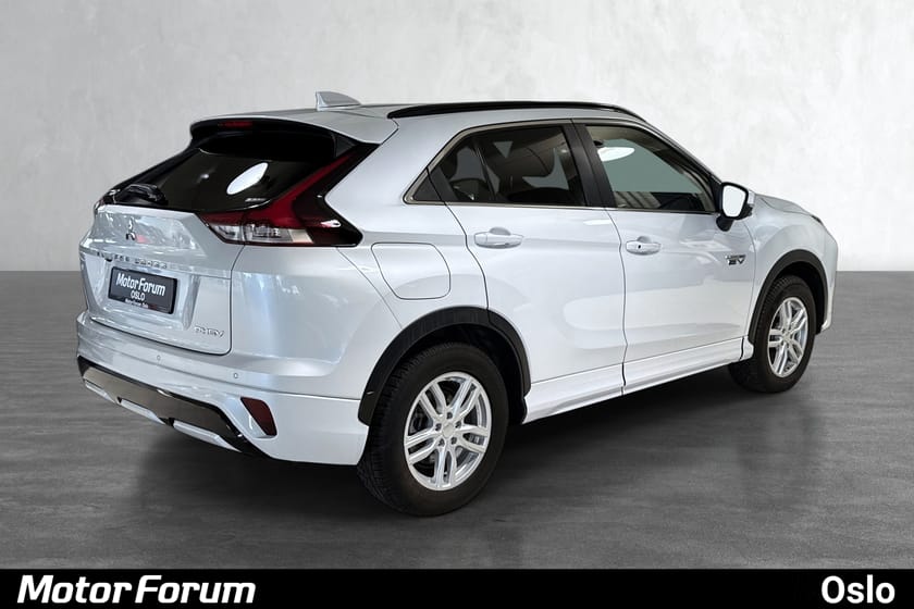 Bilde 5 av Mitsubishi Eclipse Cross PHEV 4x4 | Skinn | 360° Kamera | headup display