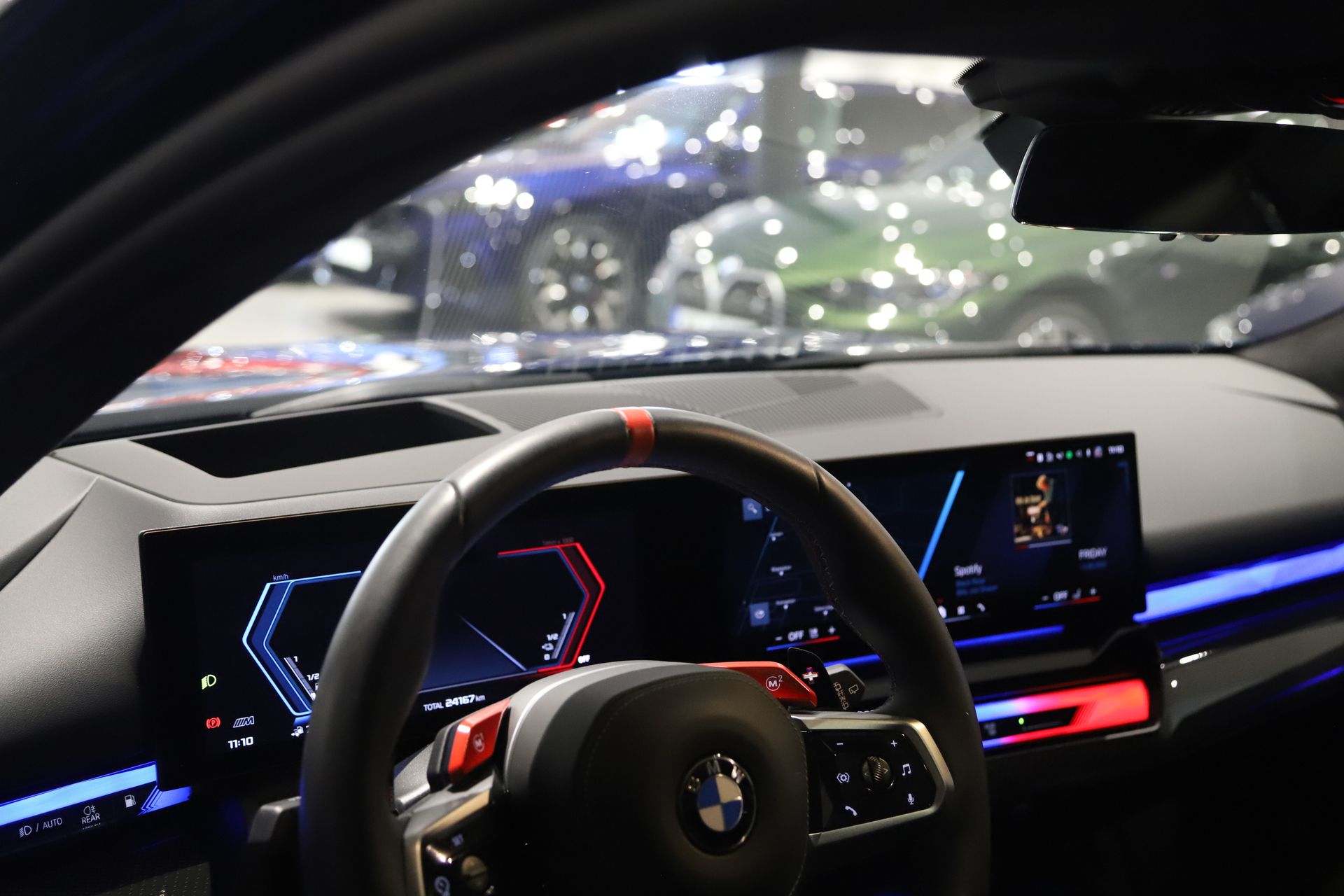 BMW M5 Individualfärg / Panormama 2025, bild 6/14