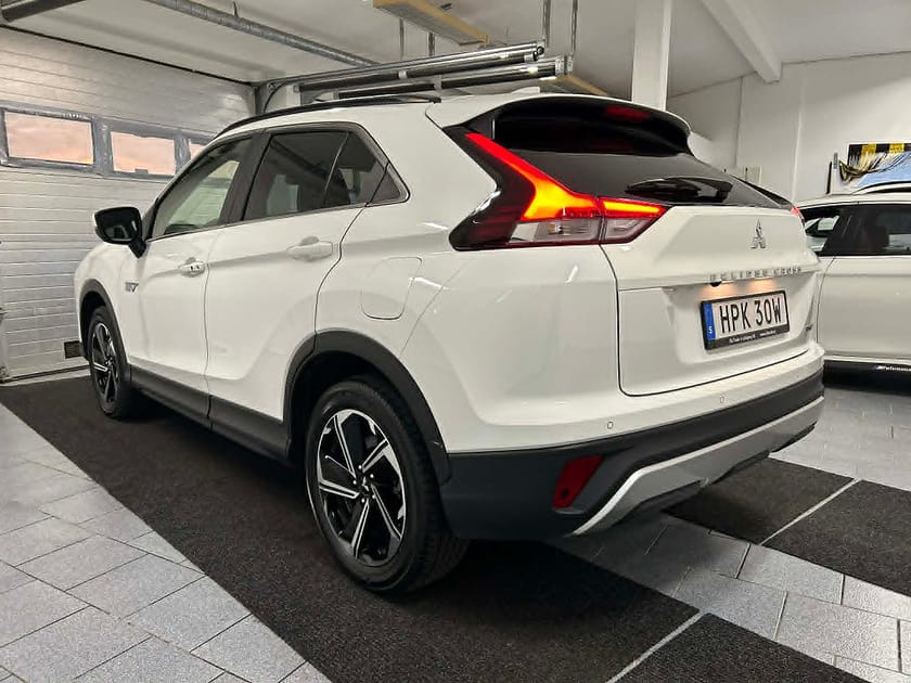 Bild 4 av Mitsubishi Eclipse Cross PHEV 2.4 MIVEC 188 hk S-AWC Fleet Edition Nyservad MOMS