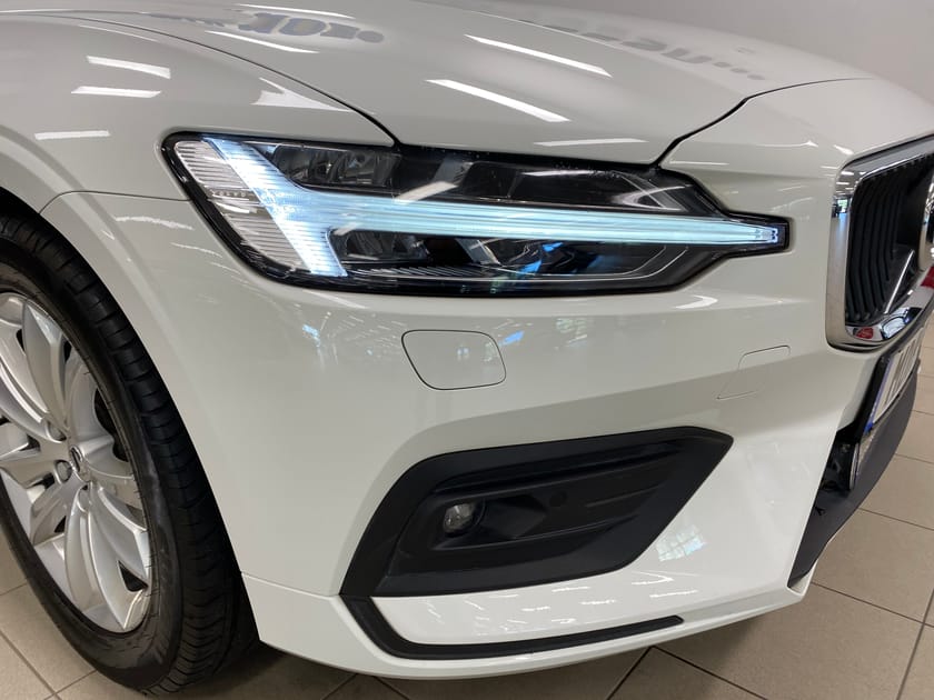 Bild 4 av Volvo V60 B4 Bensin Mom Adv Navi Pro Edition