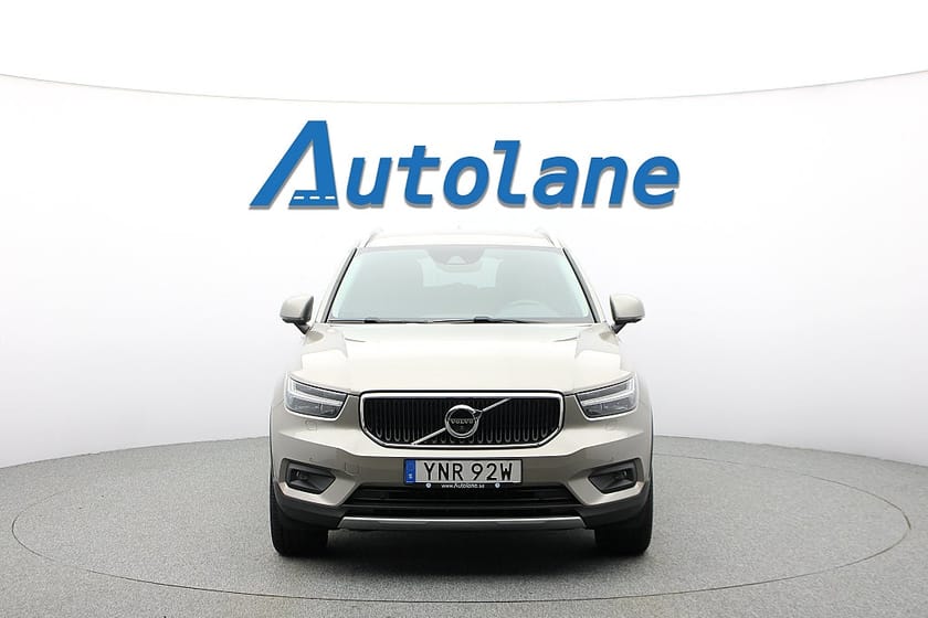 Bild 3 av Volvo XC40 B4 360°, H/K, BLIS, Drag, Värmare 197hk