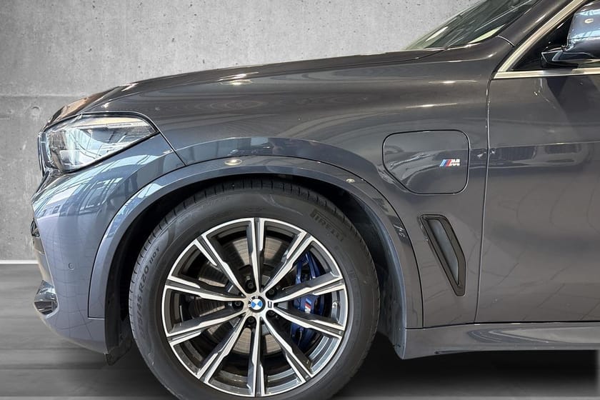 Bilde 3 av BMW X5 xDrive45e iPerformance M-sport Panorama Hud H-feste Luftfjæring ++