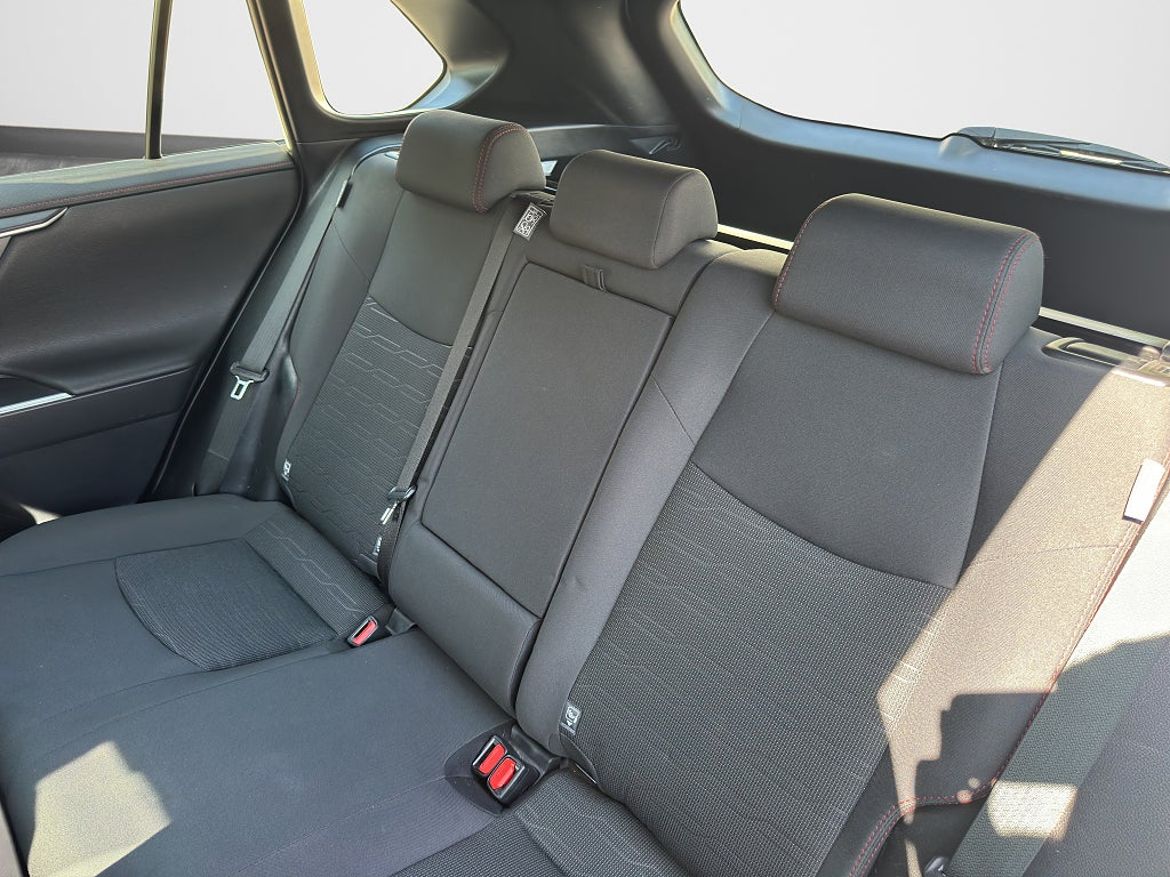 Toyota RAV4 Plug-in Hybrid, bild 10 av 22