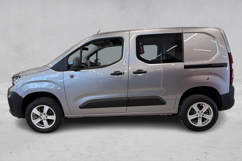Bilde 2 av Peugeot Partner L1 1,5 HDi 130hk 4x4 man Cruise/Krok/Varmer