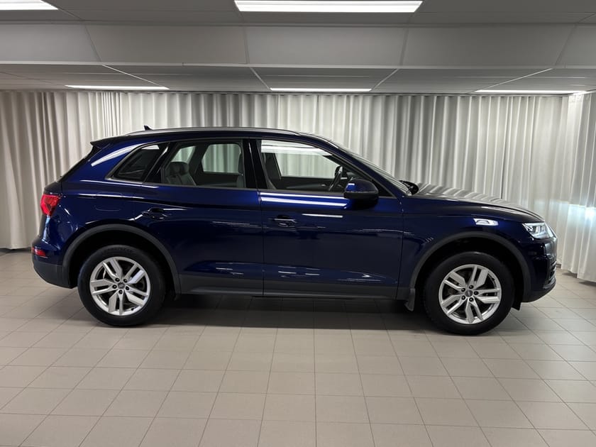 Bild 2 av Audi Q5 TFSI quattro S Tronic 252HK Drag/Värmare