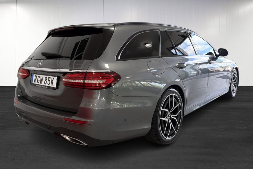 Bild 3 av Mercedes-Benz E 220 T d 4MATIC AMG Line / Burmester / Värmare