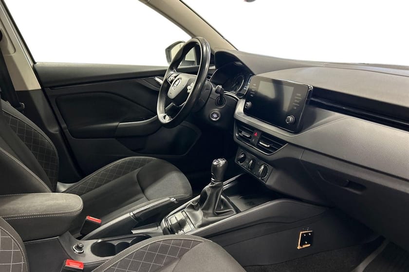 Bild 5 av Škoda Kamiq AMBITION 1,0 TSI 110 HK 6 VXL AMB TS81