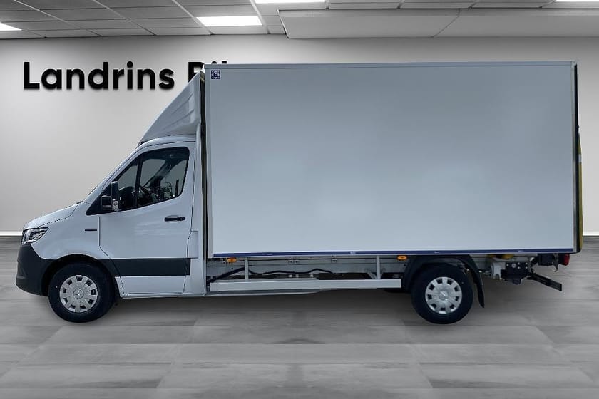 Bild 4 av Mercedes-Benz eSprinter 420 Chassi 81 kWh 113 Volymskåp omgående leverans