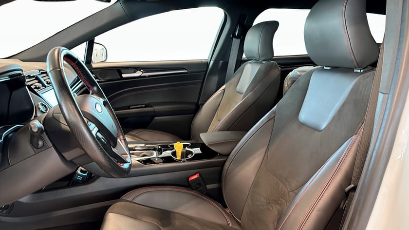 Bild 5 av Ford Mondeo Kombi Hybrid ST-Line 187HK / Elstolar / Låg skatt 844Kr/År