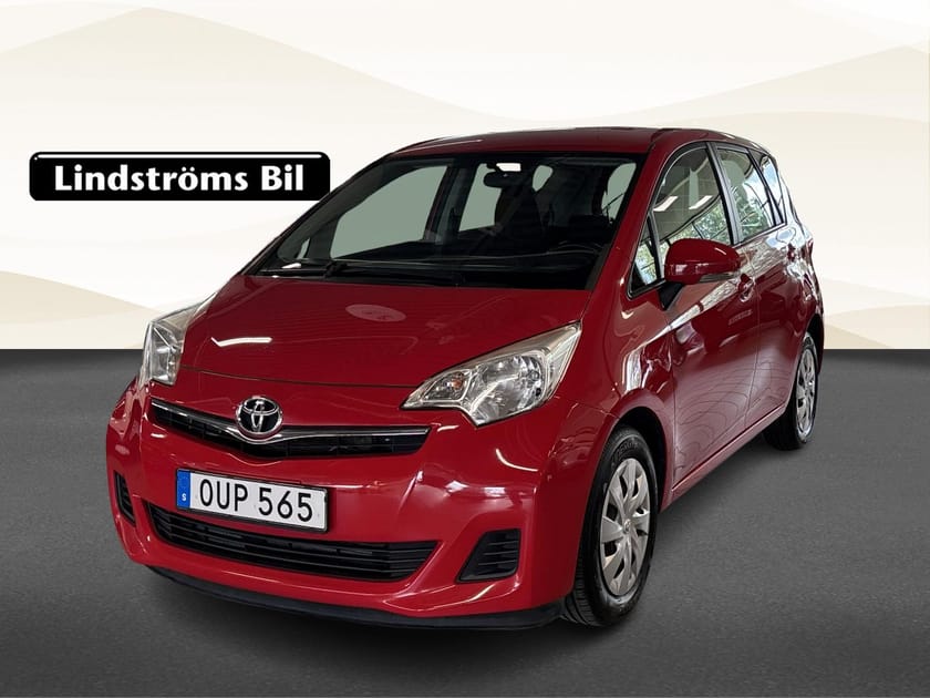 Bild 1 av Toyota Verso-S 1.33 Multidrive Plus Sommar/Vinterhjul