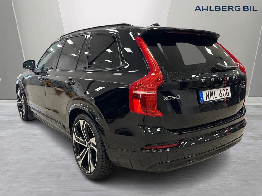 Bild 3 av Volvo XC90 7-seater T8 Ultra Dark Edition B&W, Luftfjädring, Parkeringskamera 360, Headup, Panoramaglastak, Google Maps