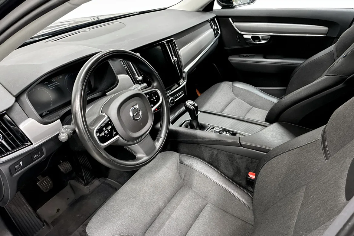 Volvo V90