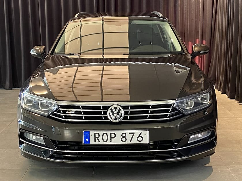 Bild 4 av Volkswagen Passat Sportscombi 2.0 TDI 240HK Automat 4Motion GTS R-Line