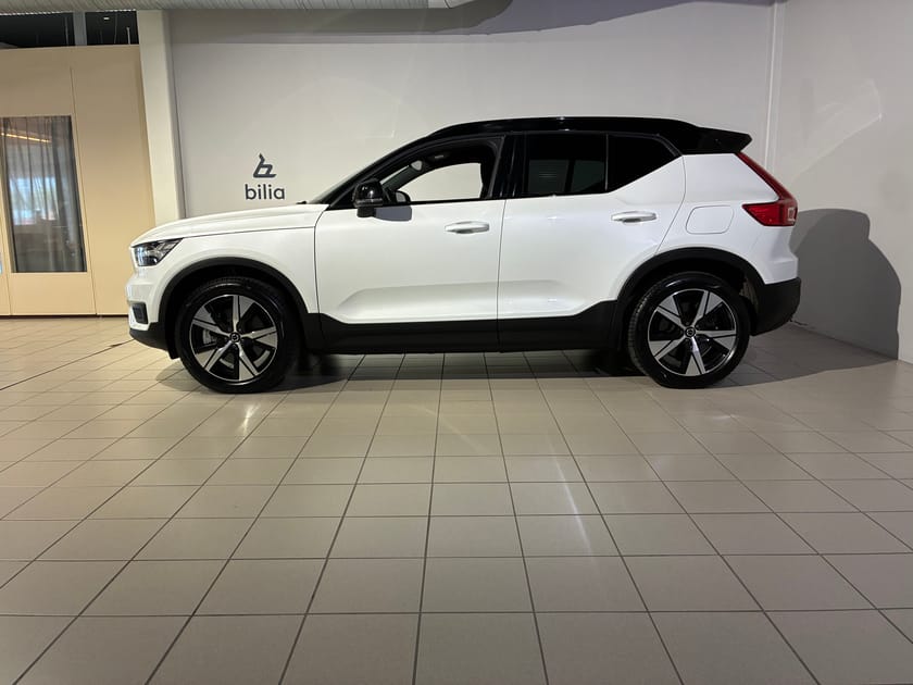 Bild 3 av Volvo XC40 Recharge Plus |DRAGKROK|