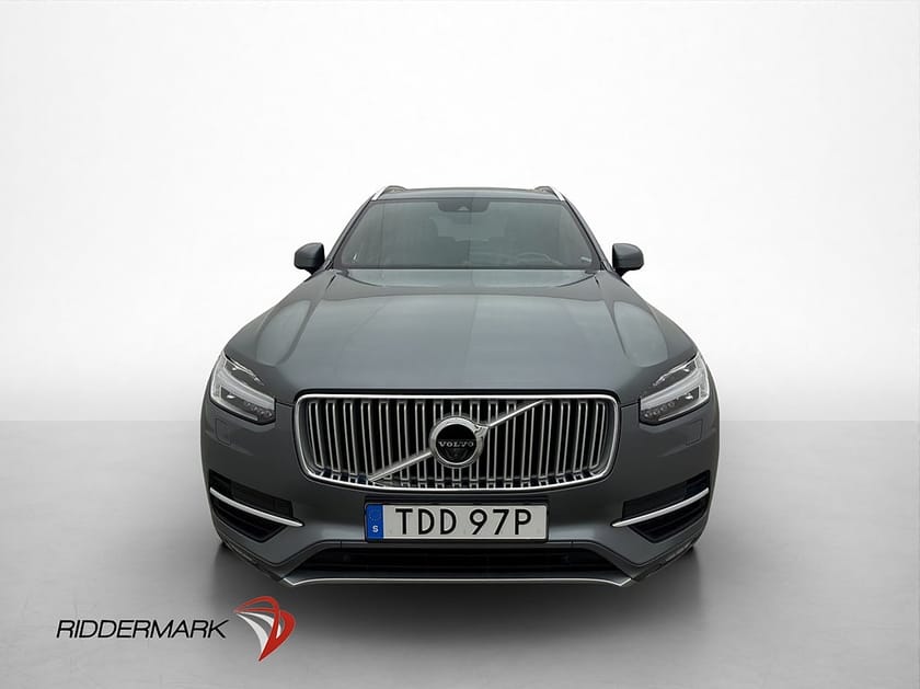 Bild 2 av Volvo XC90 7-seater D5 AWD Inscription 7-Sits B&W Luft Pano Massage