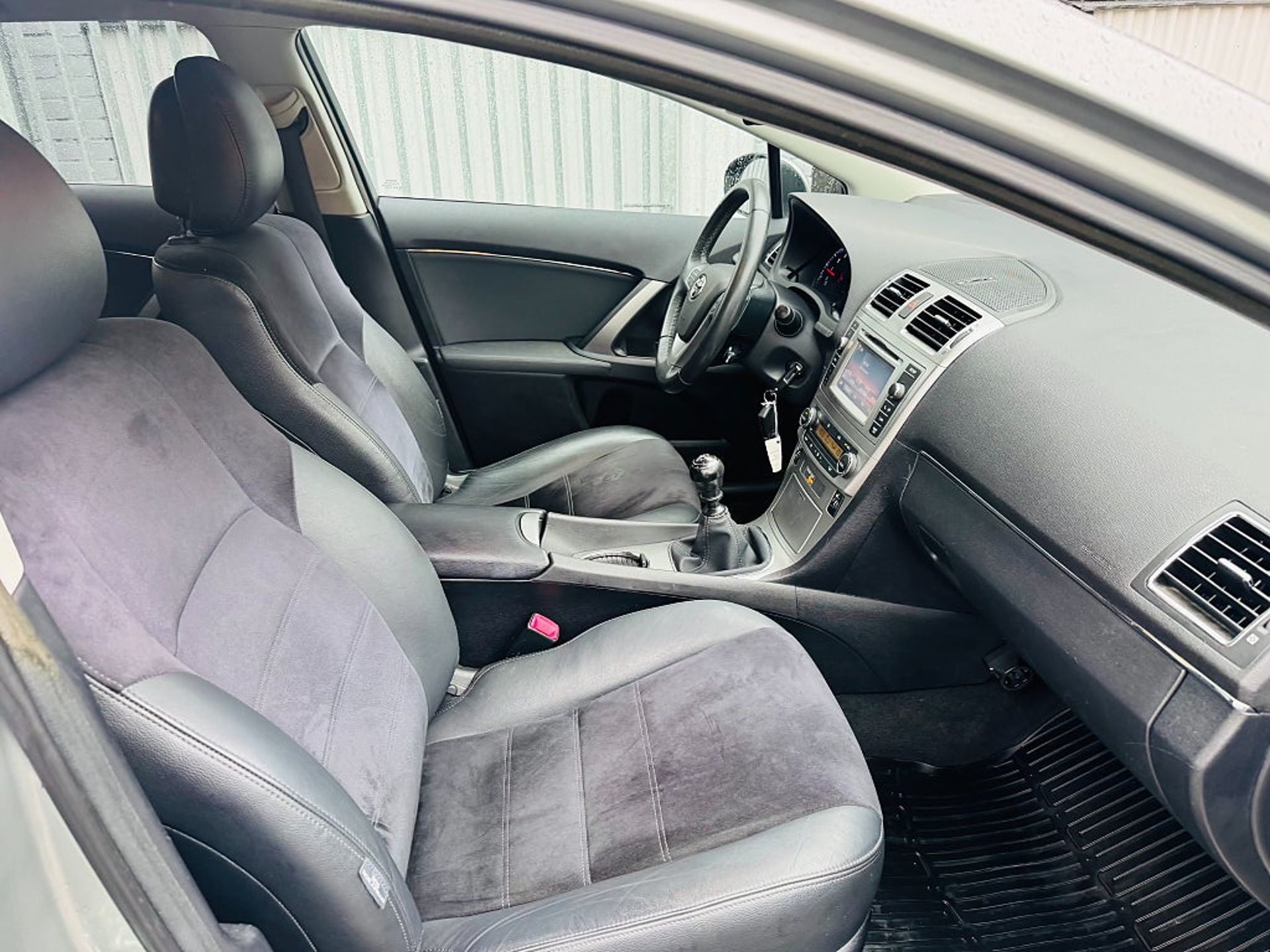 Toyota Avensis 2014, kuva 5/10