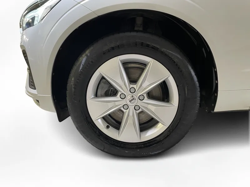 Bild 16 av 16 – Volvo XC60 B4 Diesel Momentum Advanced Edt II