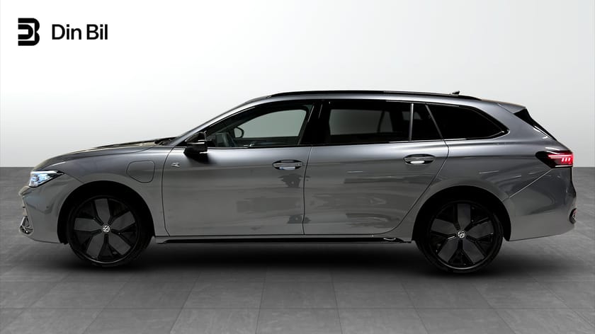 Bild 2 av Volkswagen Passat Variant eHybrid 272 DSG6 R-LINE